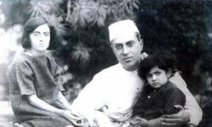 Biografie Indiry Gándhíové, „železné lady“ Indie Děti Indiry Gándhíové